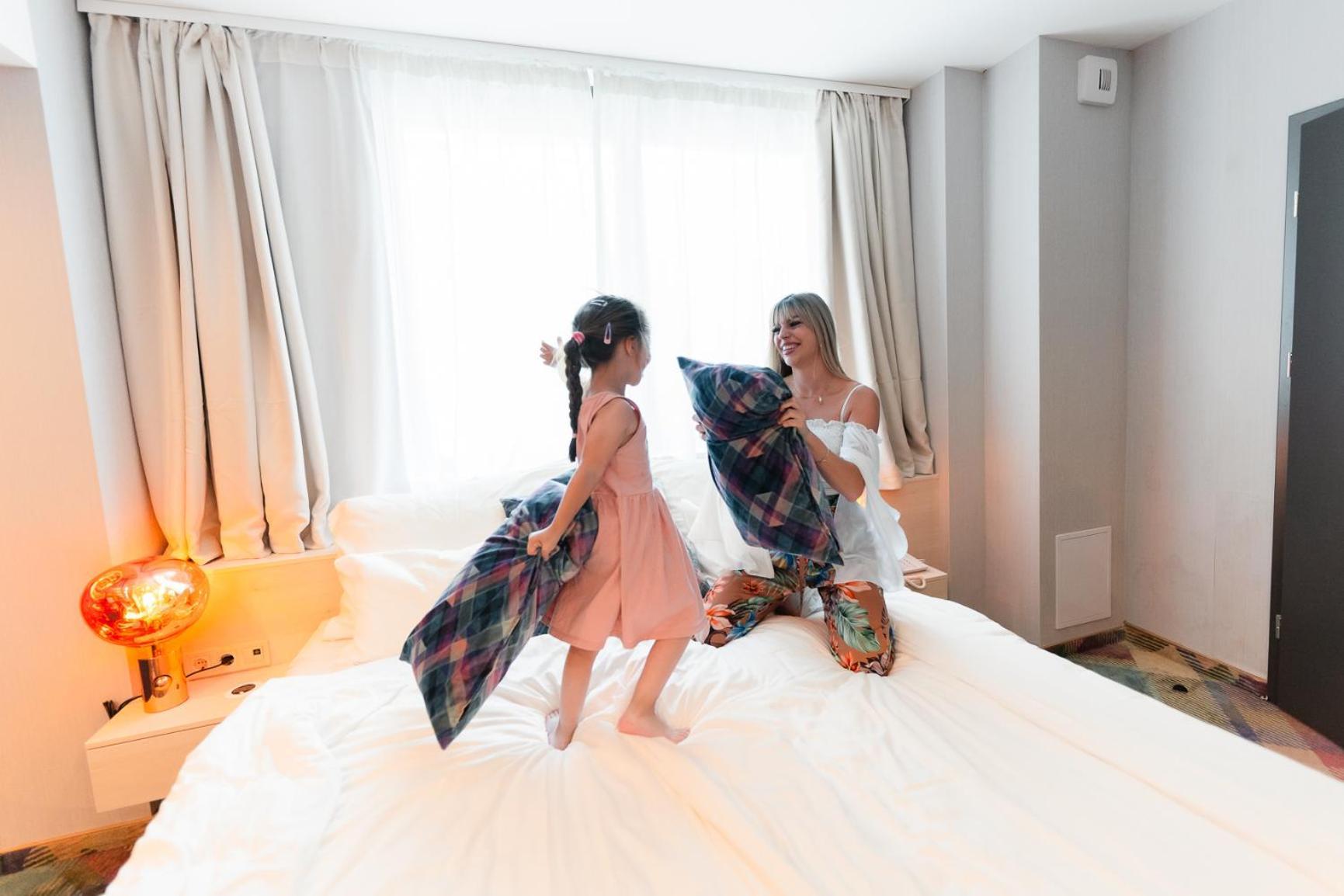 Science Hotel Premium Szeged Bagian luar foto