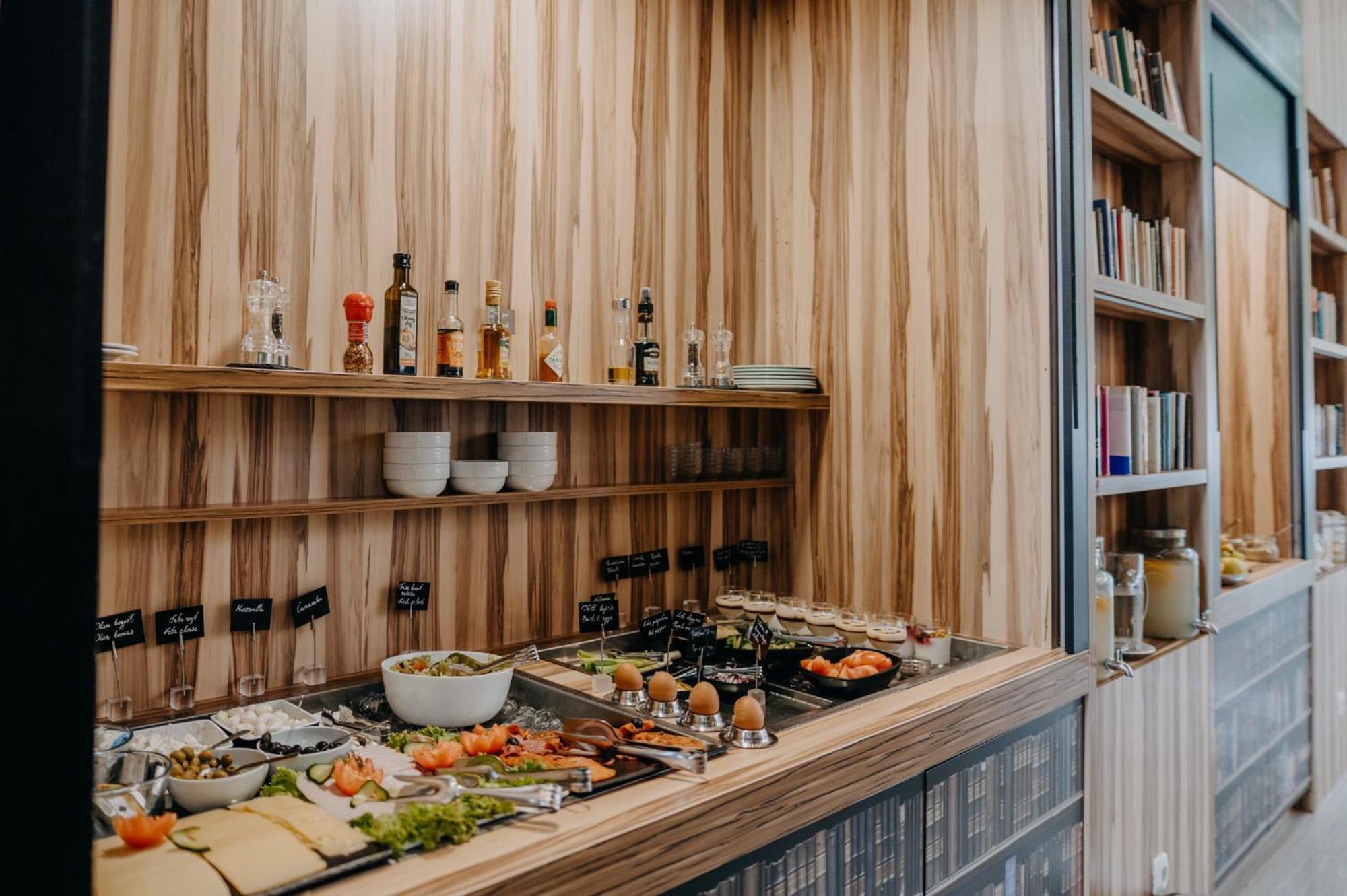 Science Hotel Premium Szeged Bagian luar foto