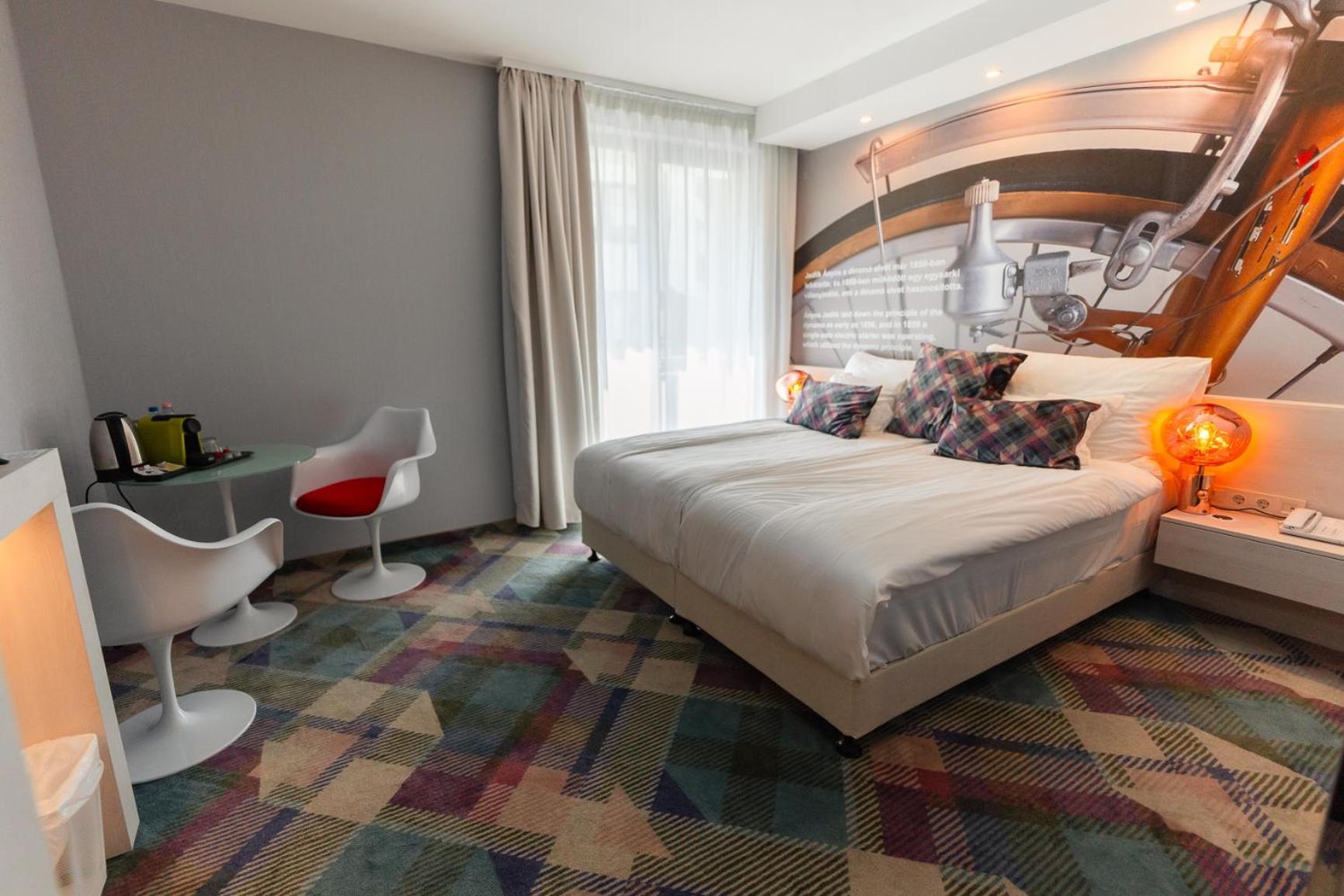 Science Hotel Premium Szeged Bagian luar foto